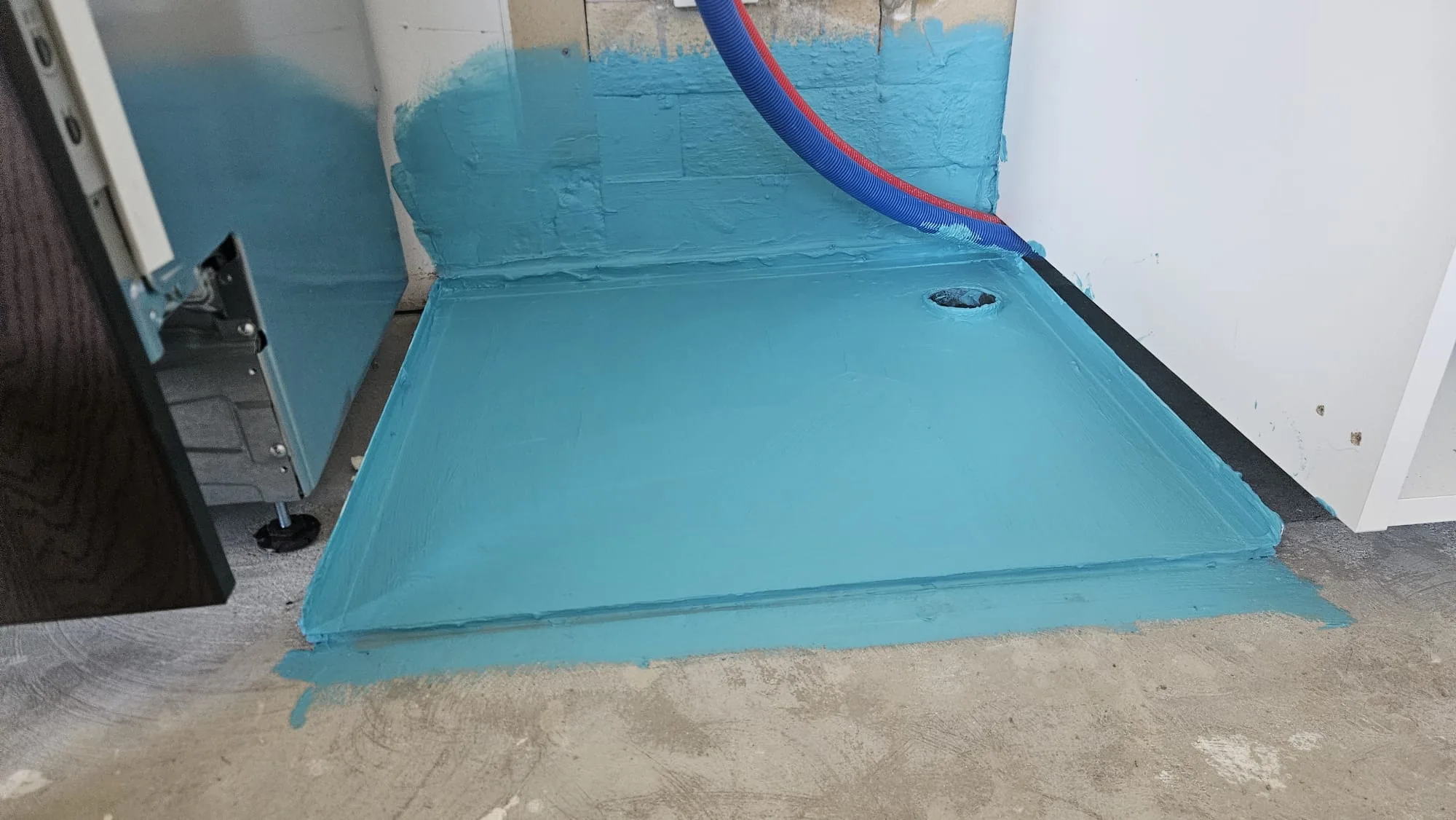 Märkätilatyöt – vedeneristys kylpyhuoneessa